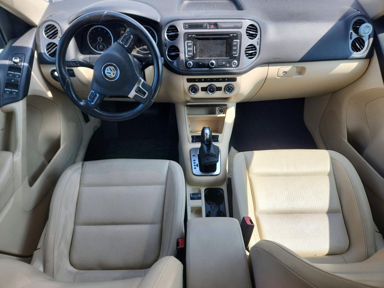 Volkswagen Tiguan S