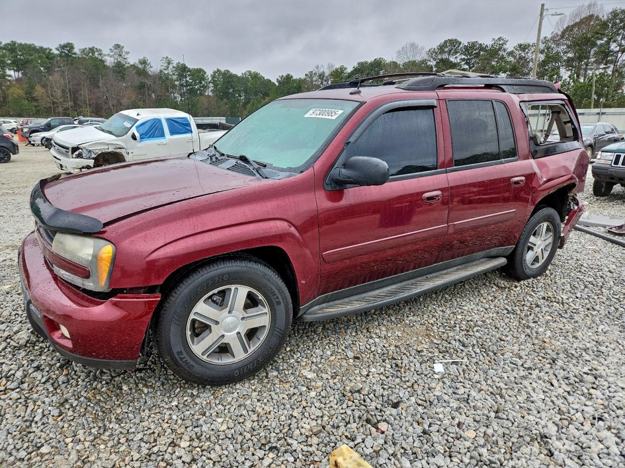 Salvage Chevrolet Trailblazer Image