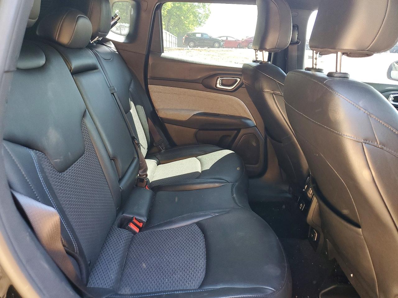 Jeep Compass Latitude