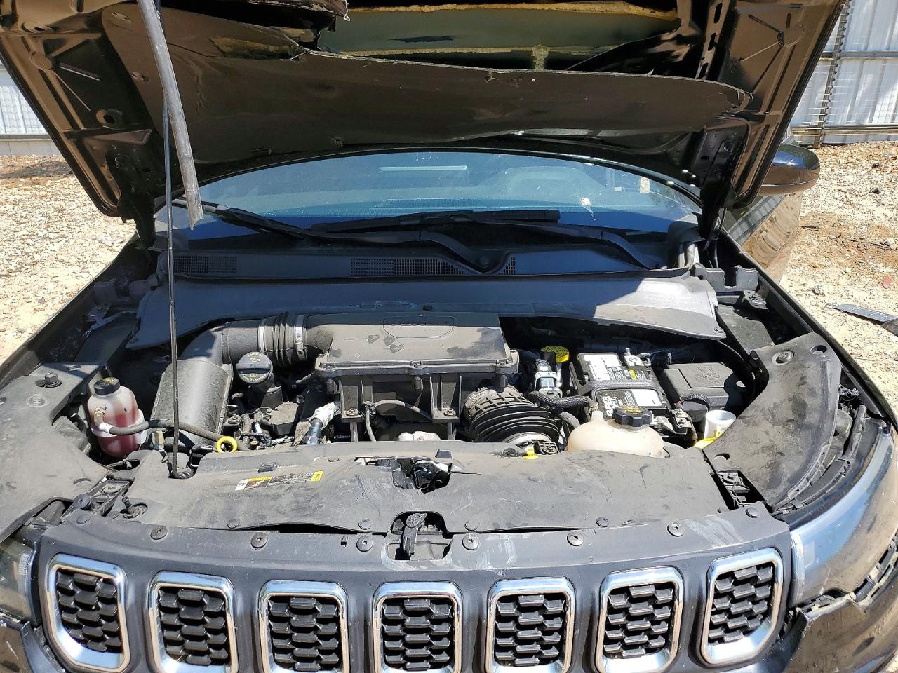 Jeep Compass Latitude