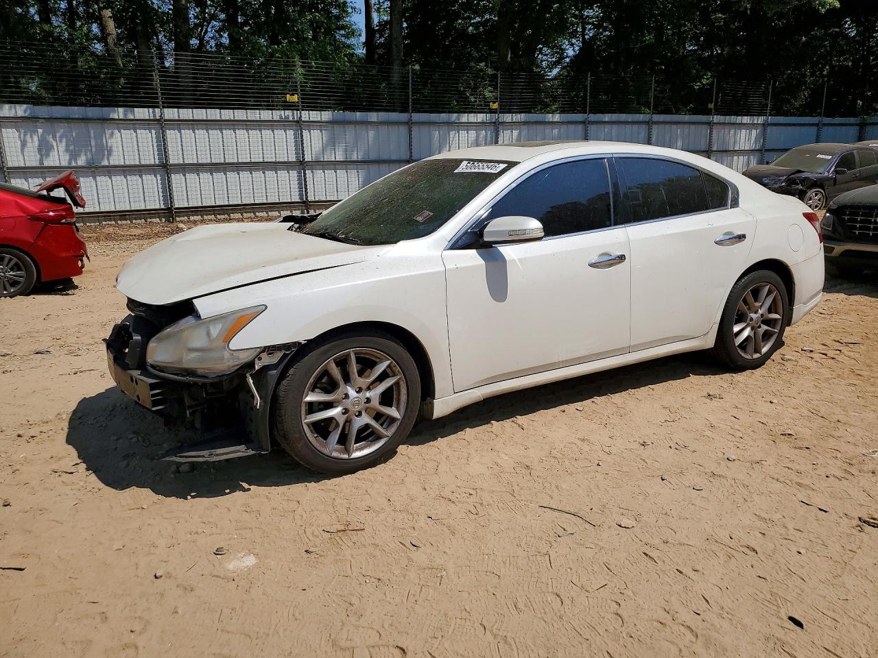 Salvage Nissan Maxima Image