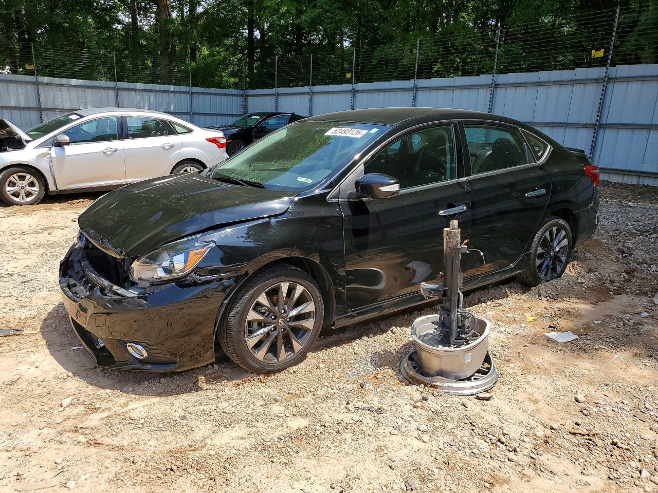 Salvage Nissan Sentra Image