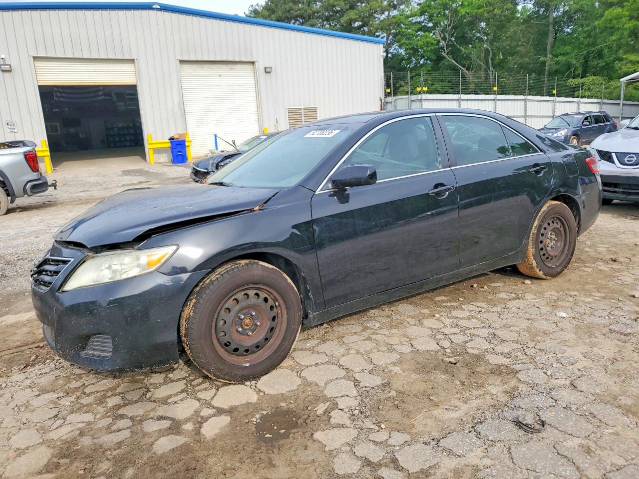 Salvage Toyota Camry Image