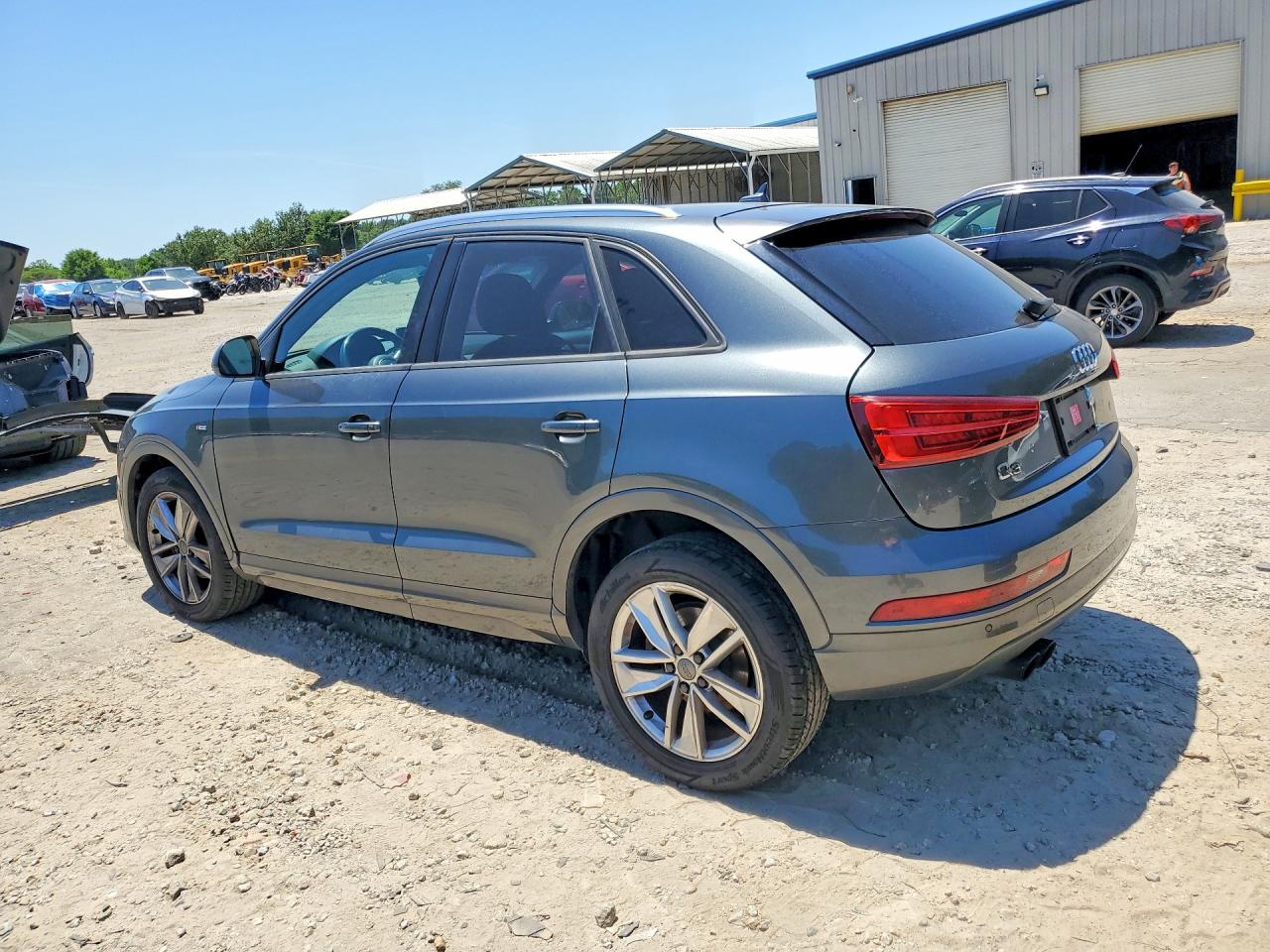 Audi Q3 Premium
