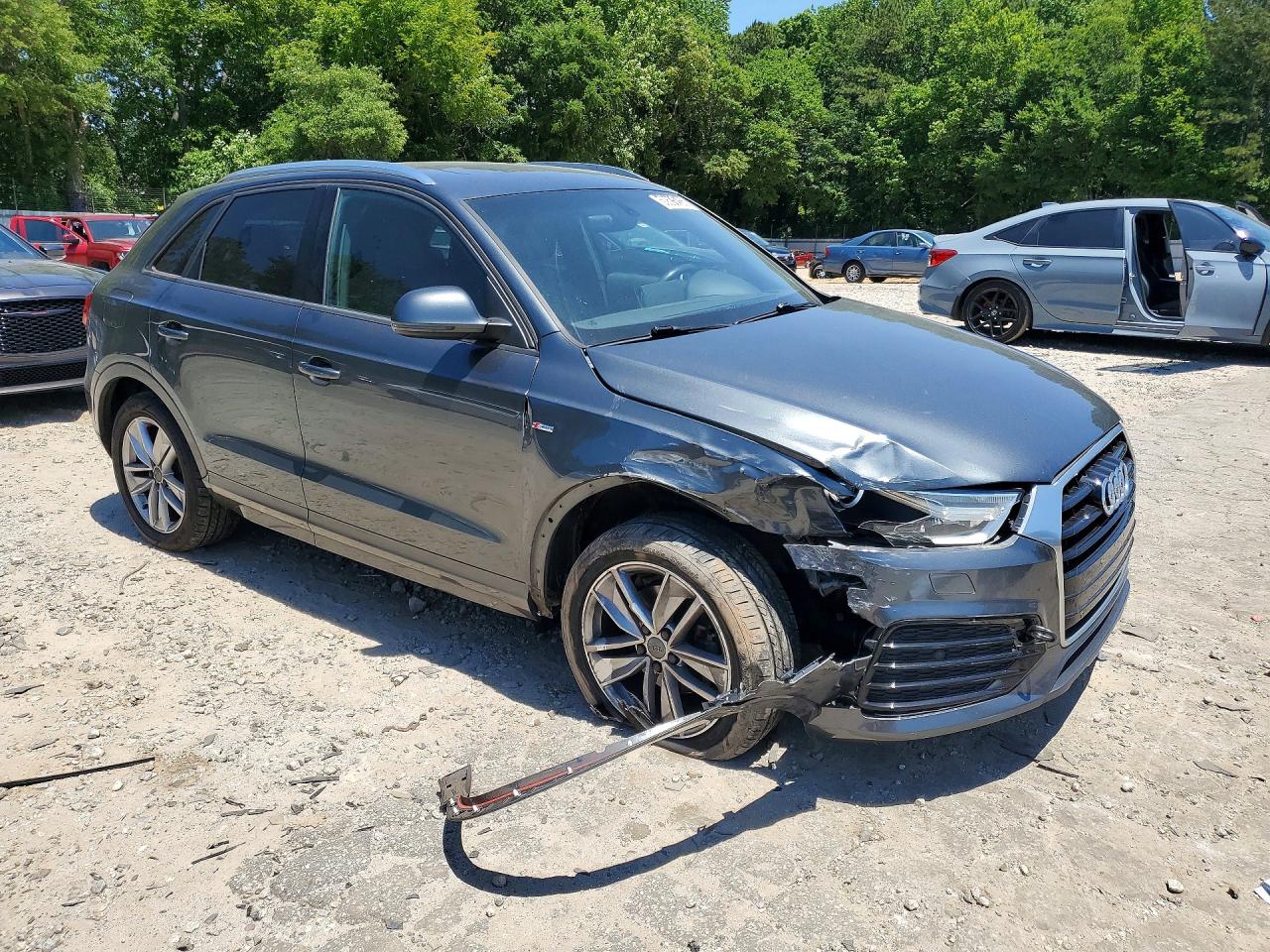 Audi Q3 Premium