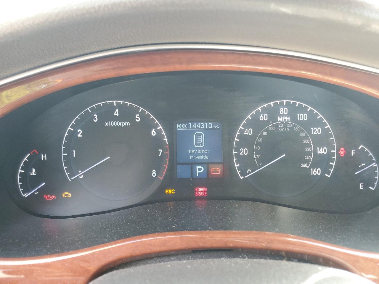 Hyundai Genesis 3.8l