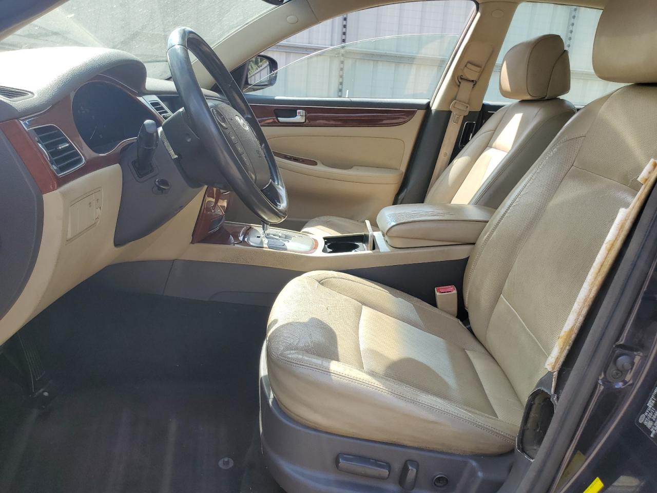 Hyundai Genesis 3.8l