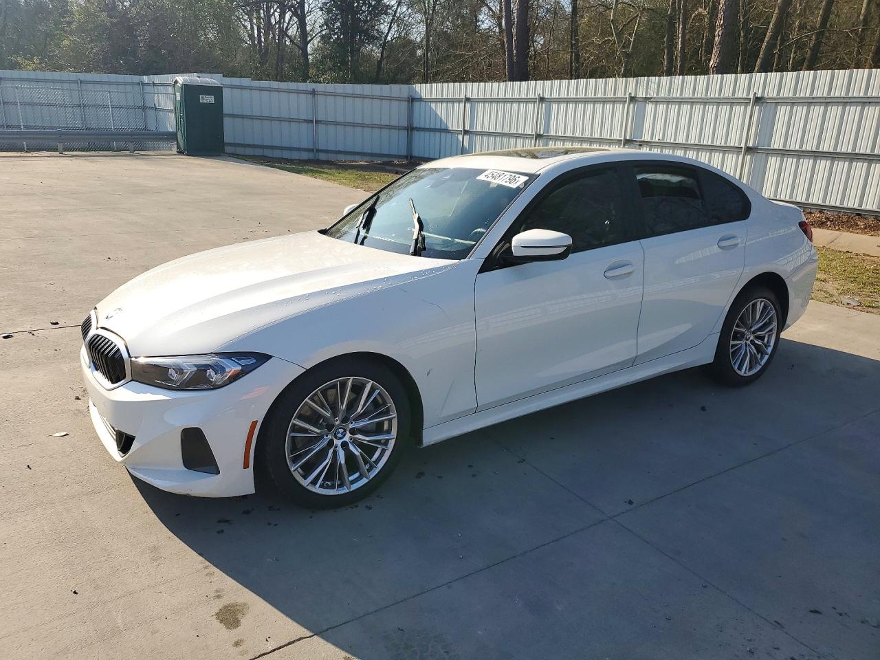 Salvage BMW 3 Series Image