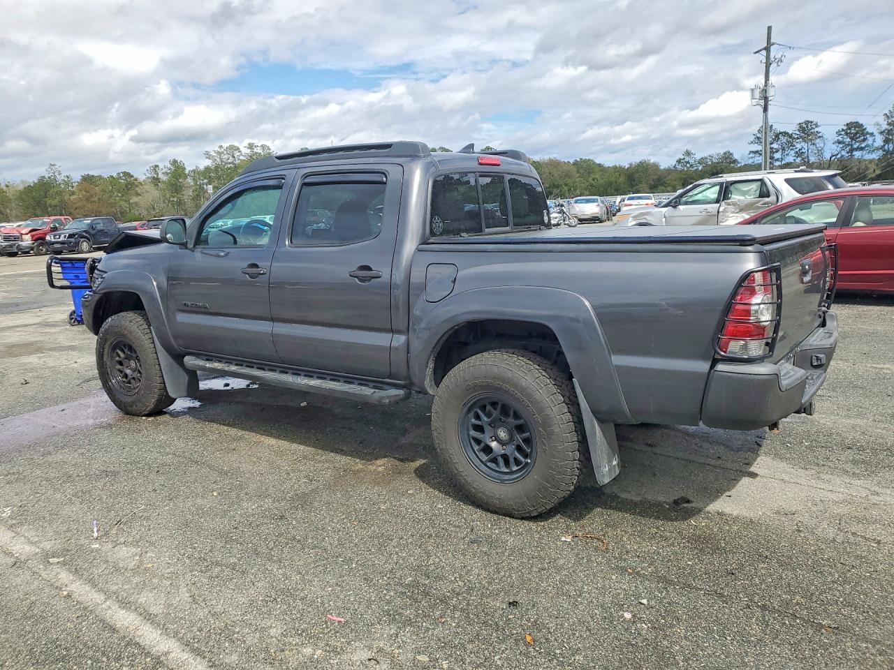 Toyota Tacoma V6