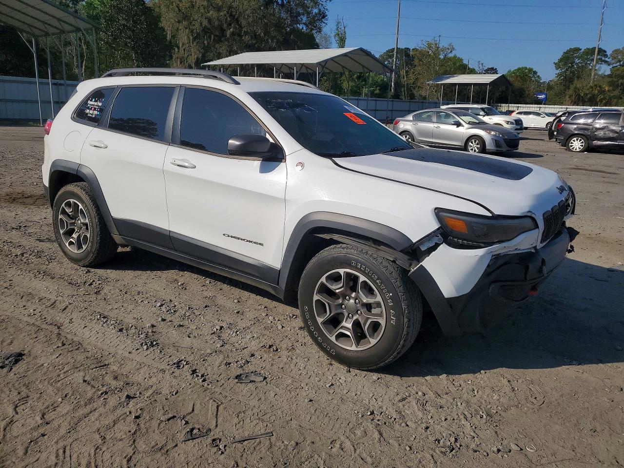 Jeep Cherokee Trailhawk