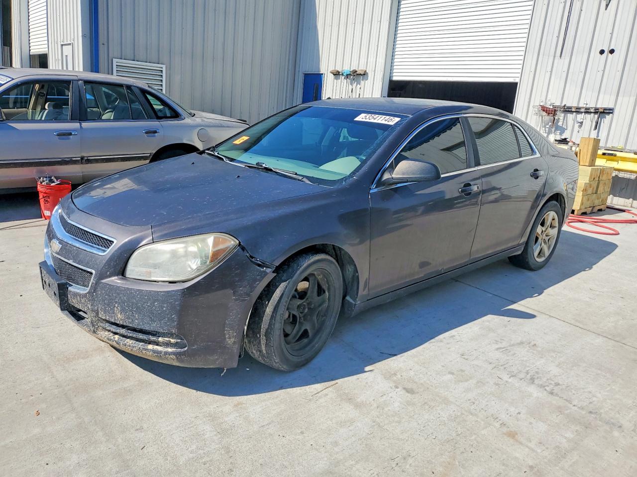 Salvage Chevrolet Malibu Image