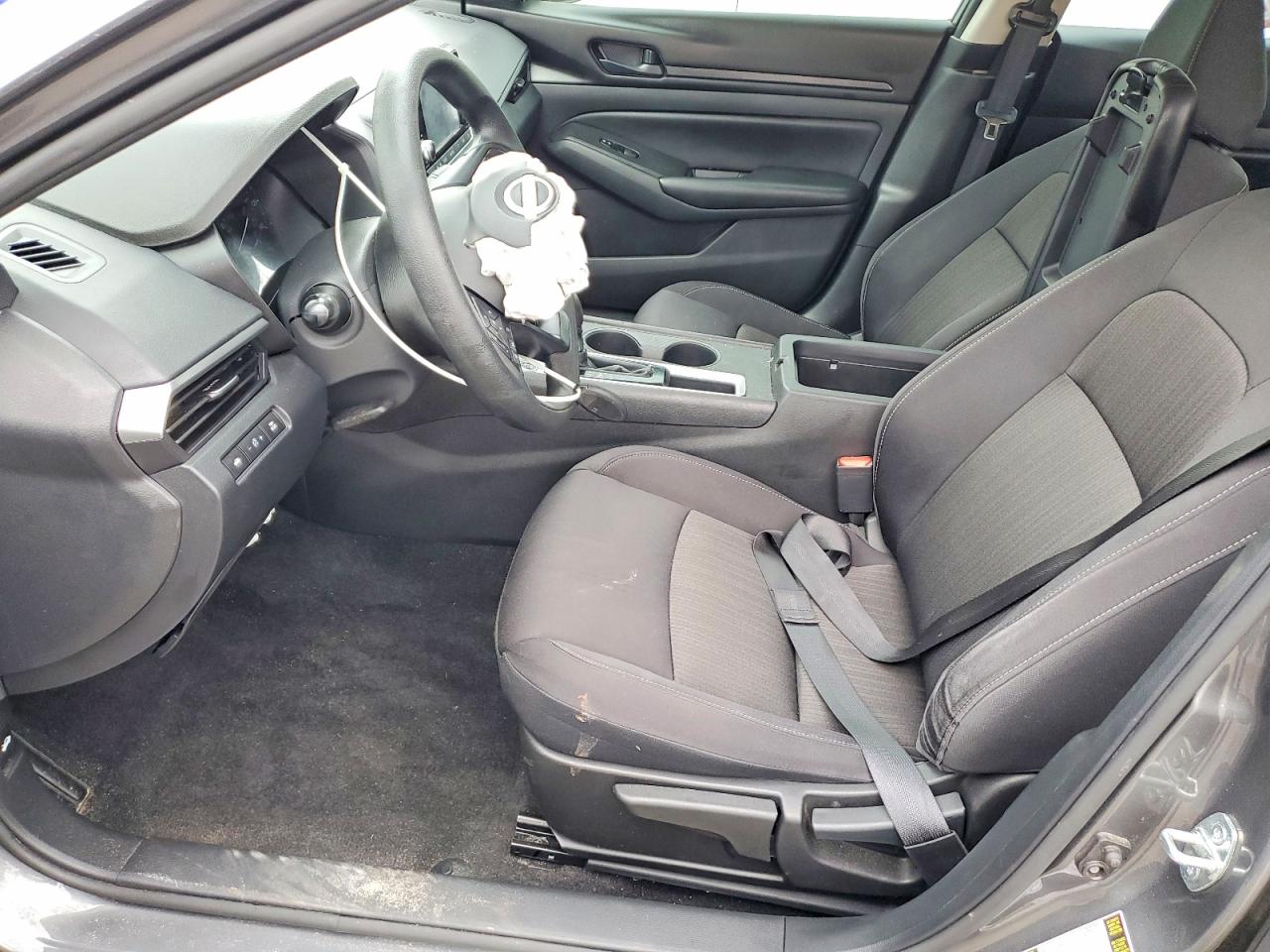 Nissan Altima S