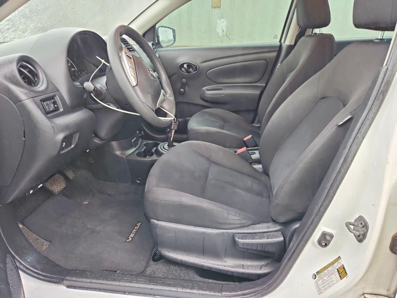 Nissan Versa S Plus