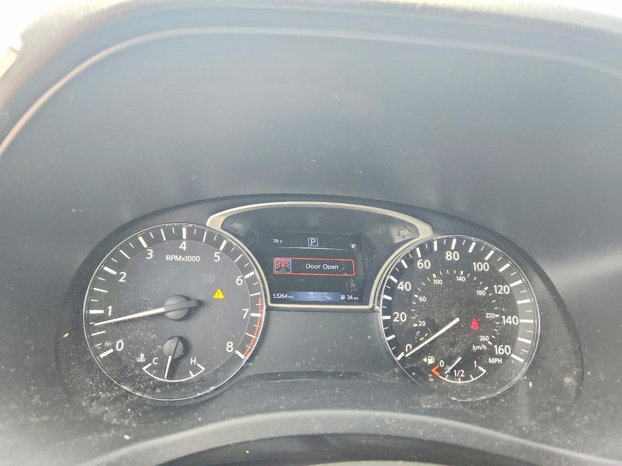 Nissan Pathfinder Sv