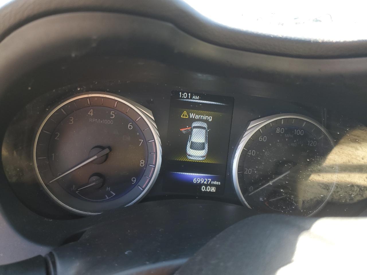 INFINITI Q50 Premium