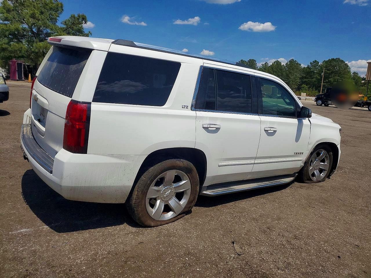 Chevrolet Tahoe C1500 Ltz