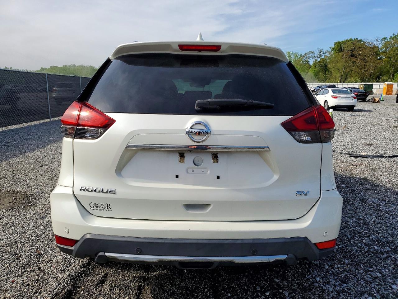 Nissan Rogue Sv