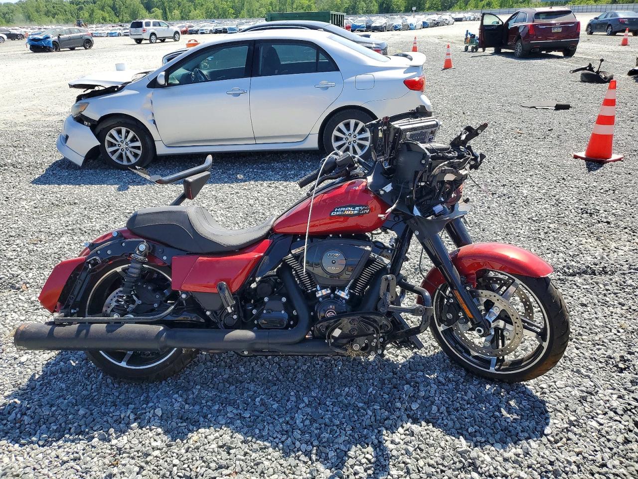 Salvage Harley-Davidson Fl Image