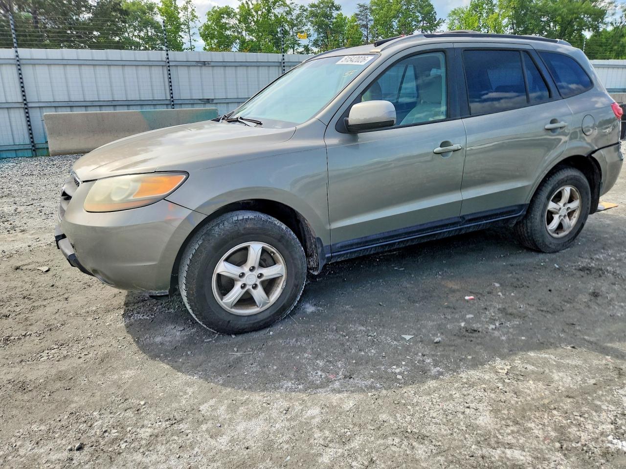 Salvage Hyundai SANTA FE Image