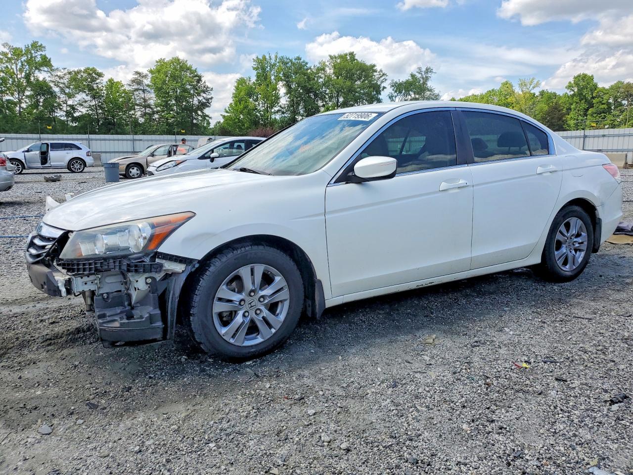 Salvage Honda Accord Image