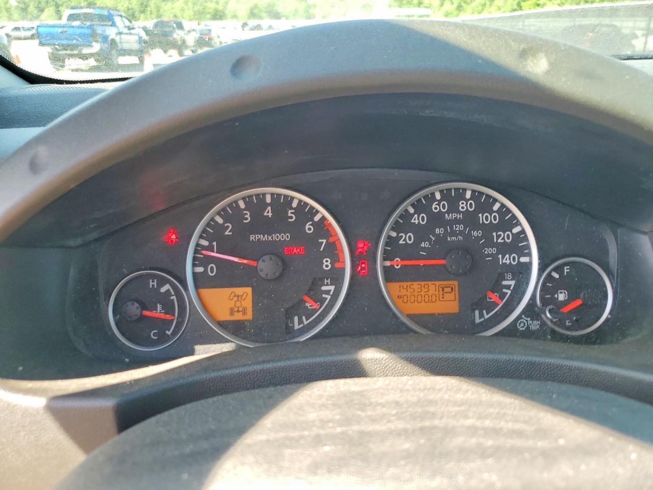 Nissan Pathfinder S
