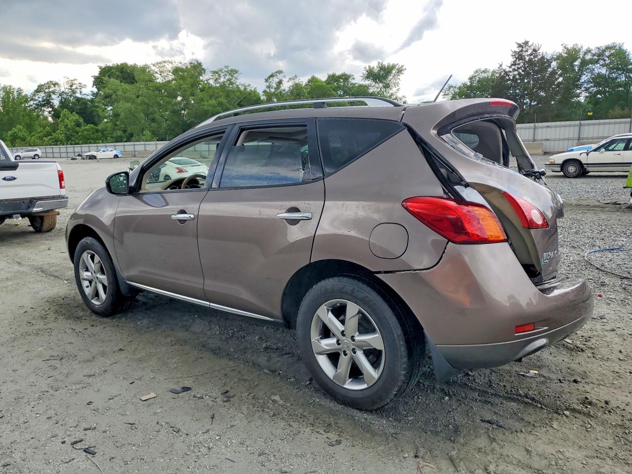 Nissan Murano S