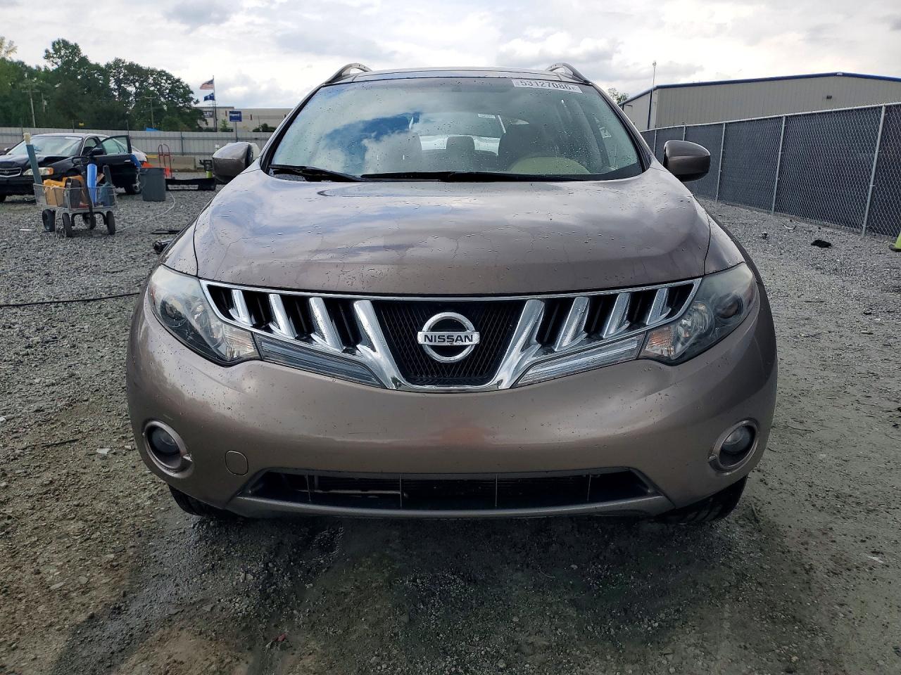 Nissan Murano S