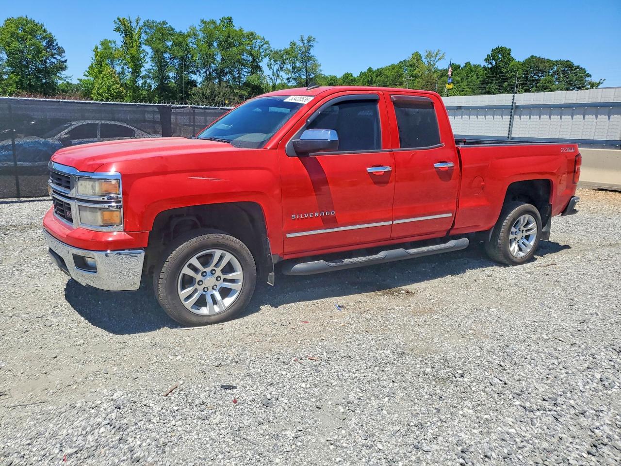 Salvage Chevrolet Silverado Image