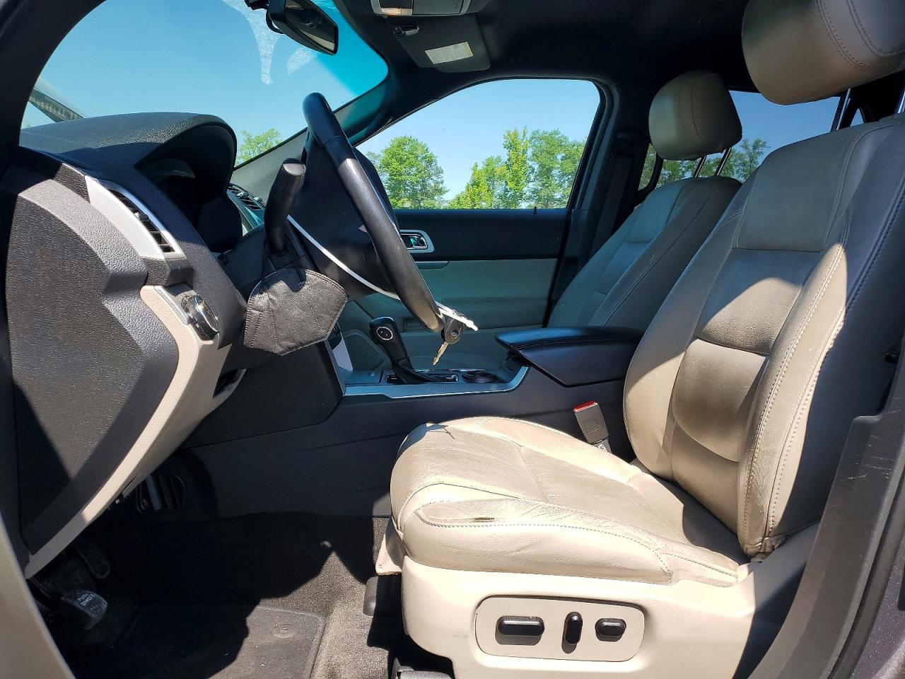 Ford Explorer Xlt