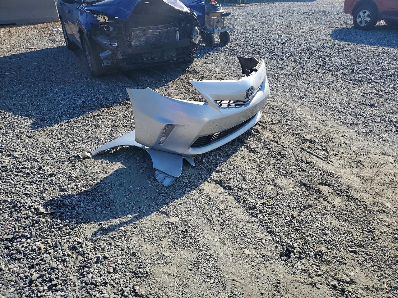 Toyota Prius v Three