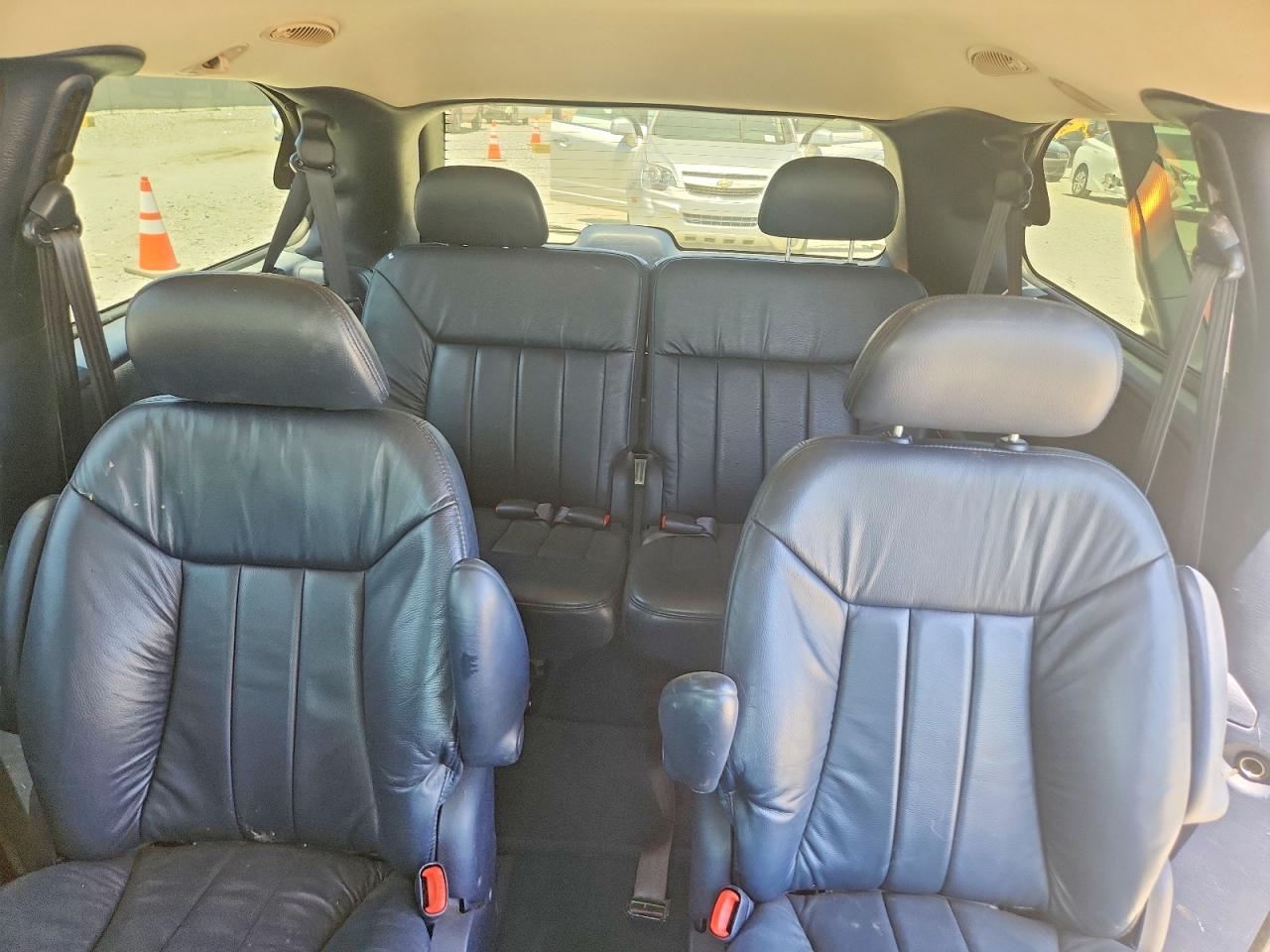 Chrysler Minivan Lxi