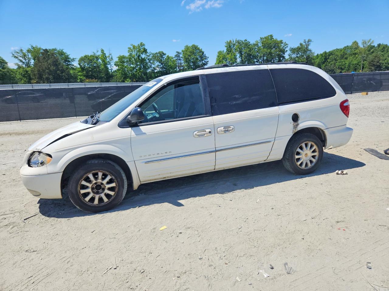 Salvage Chrysler Minivan Image