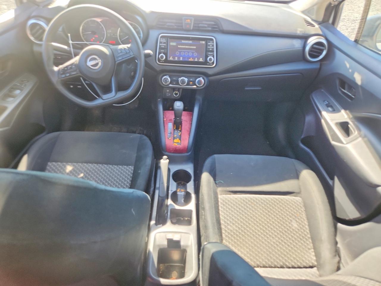 Nissan Versa S