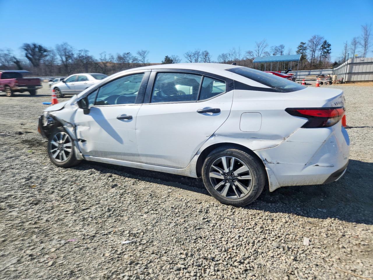 Nissan Versa S