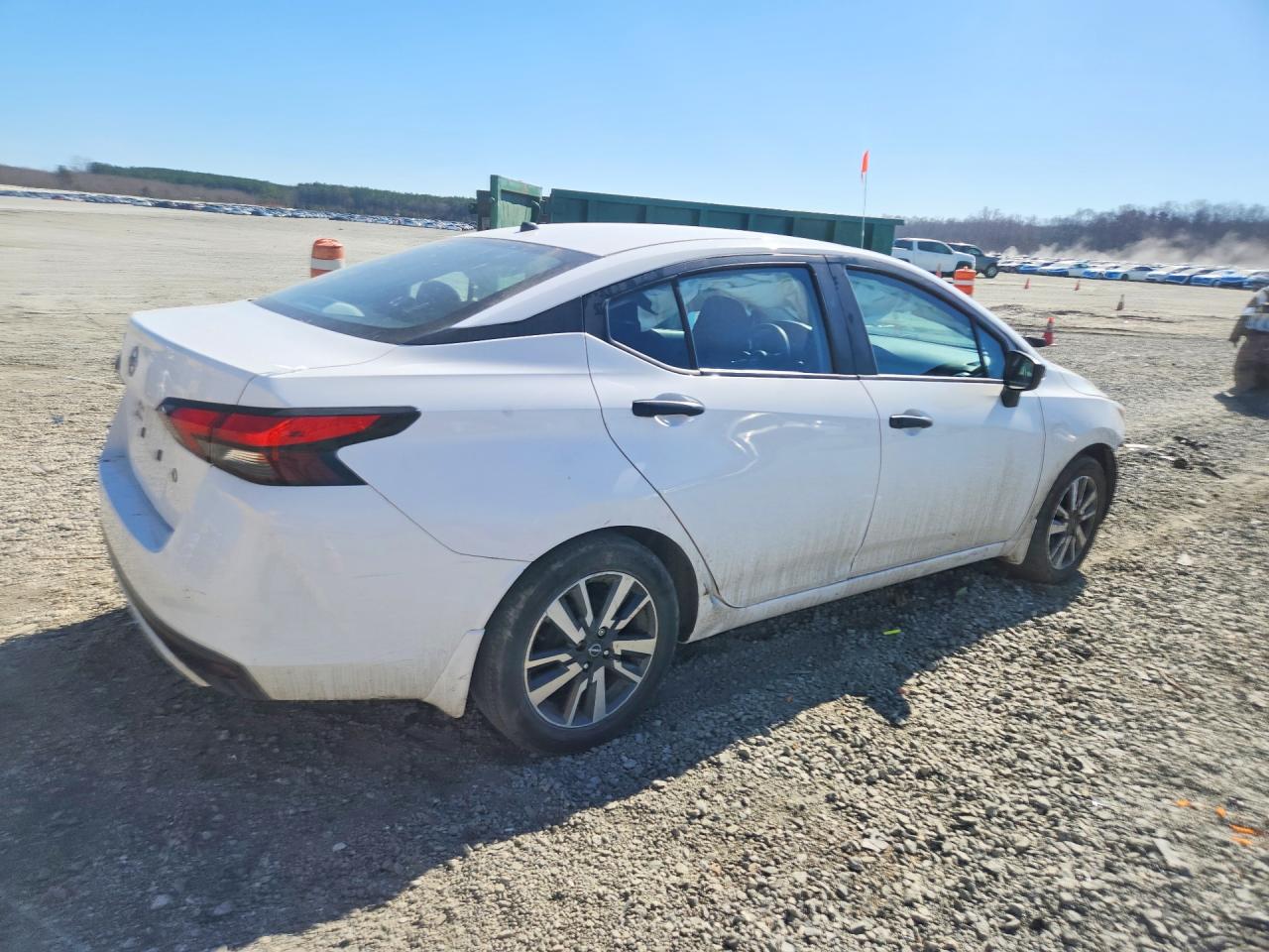 Nissan Versa S