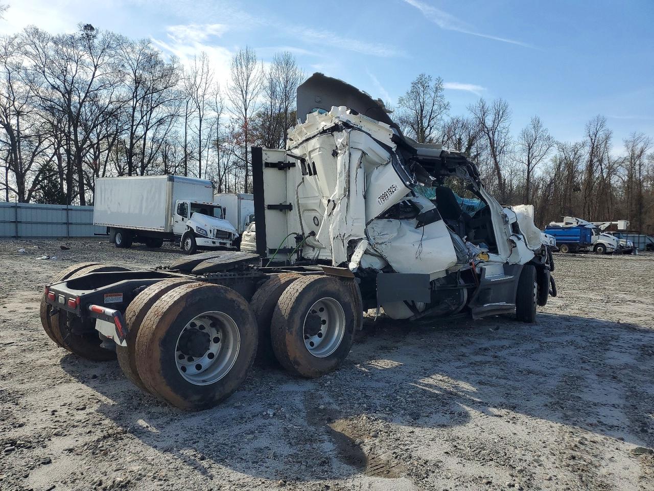 Freightliner Cascadia 126