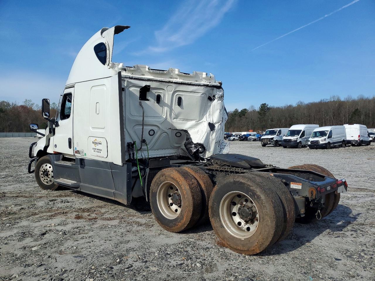 Freightliner Cascadia 126