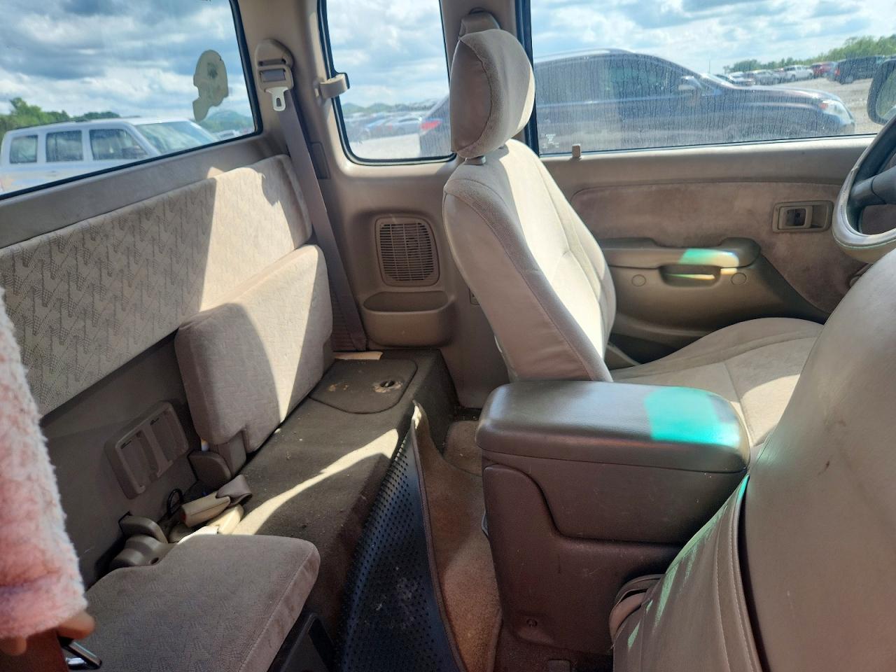 Toyota Tacoma Xtracab