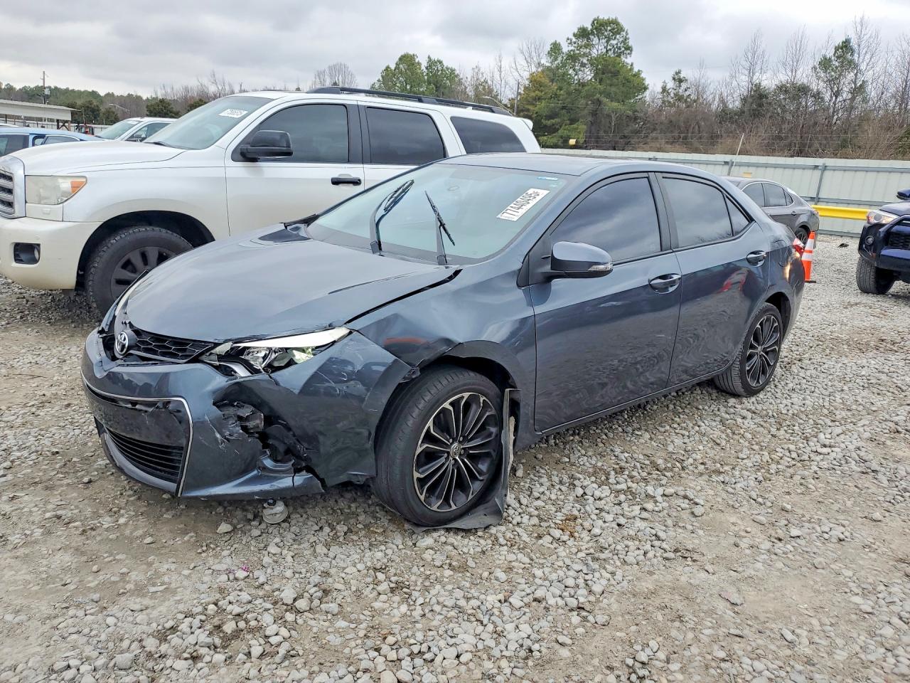 Salvage Toyota Corolla Image