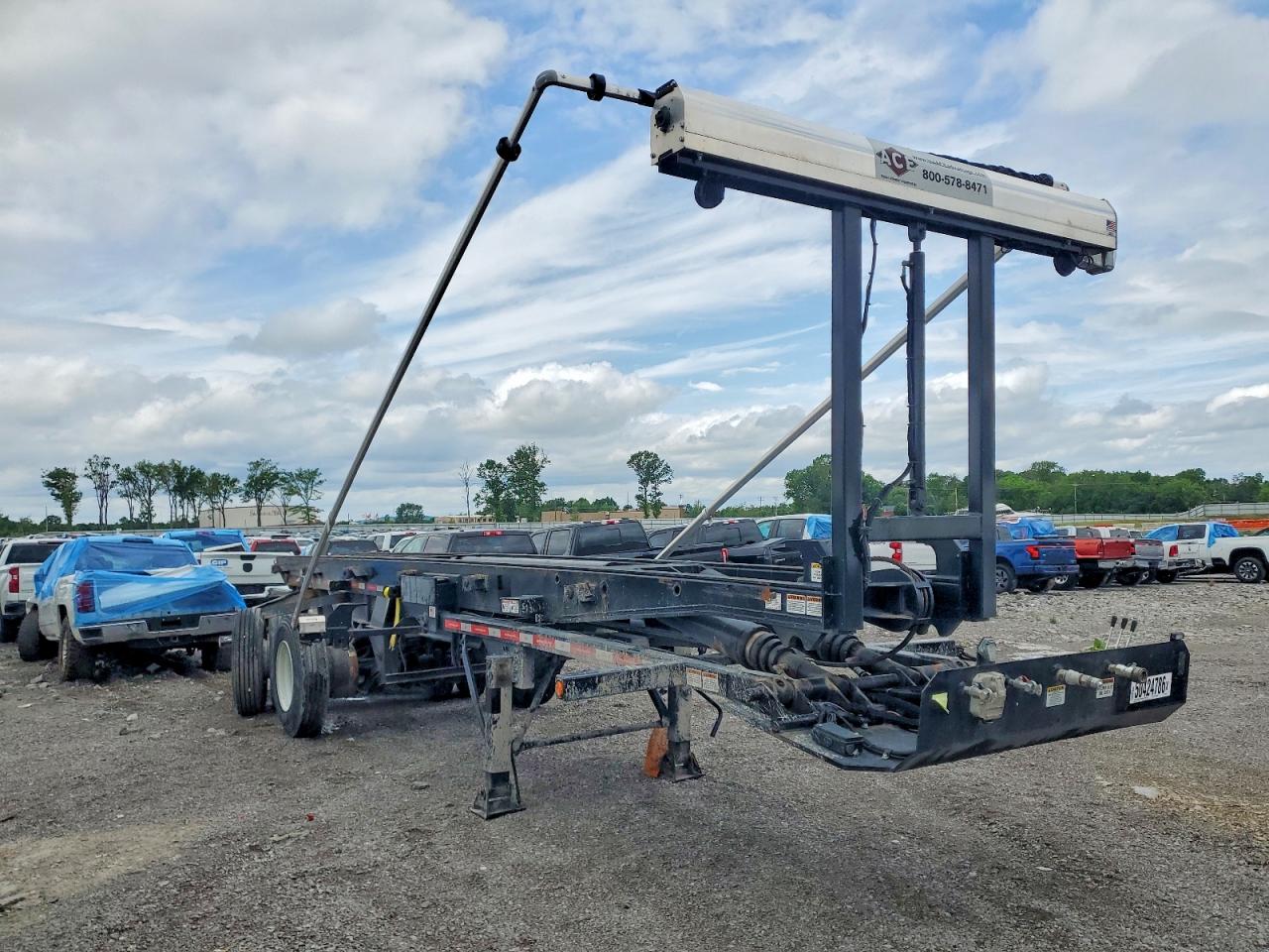 Salvage Brothers Trailers Image