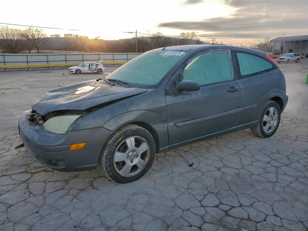 Salvage Ford Focus Image