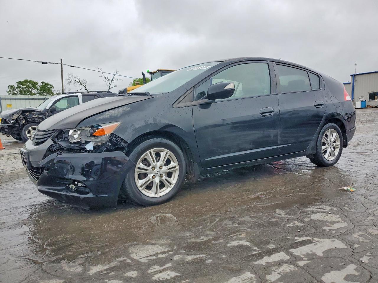 Salvage Honda Insight Image