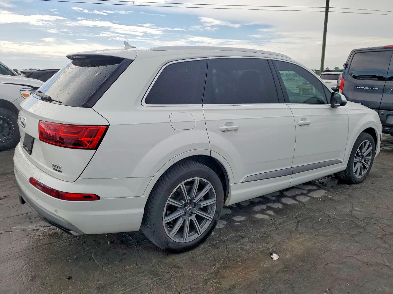 Audi Q7 Premium Plus