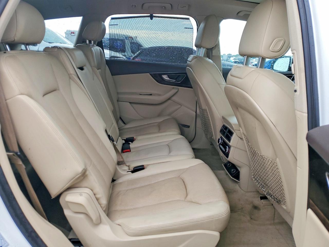 Audi Q7 Premium Plus