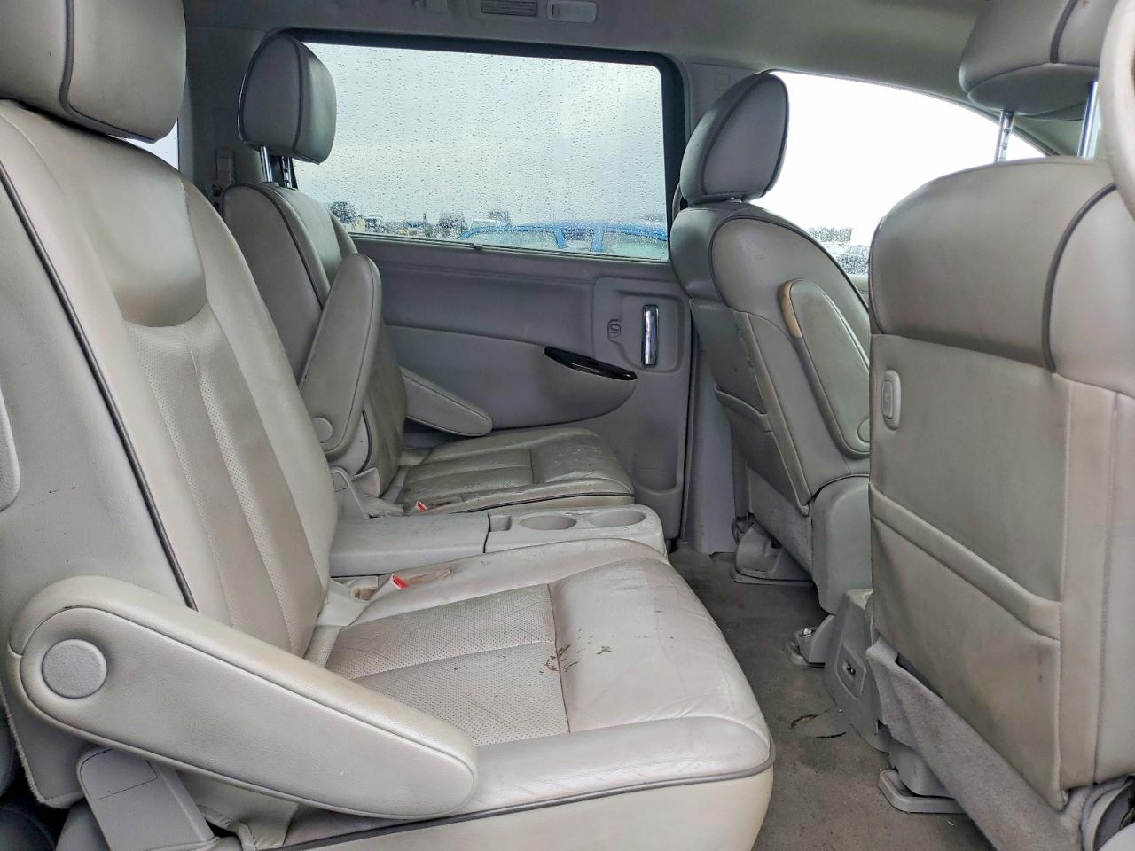 Nissan Quest S