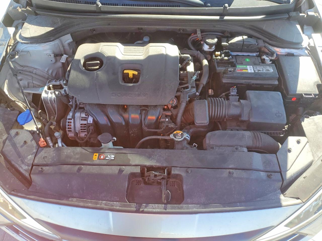 Hyundai ELANTRA Sel