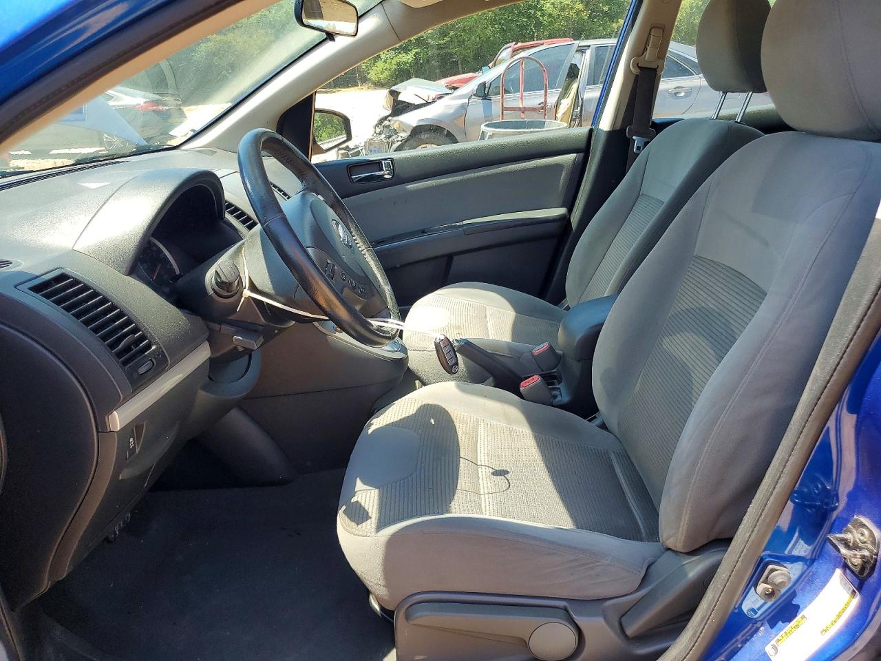Nissan Sentra 2.0