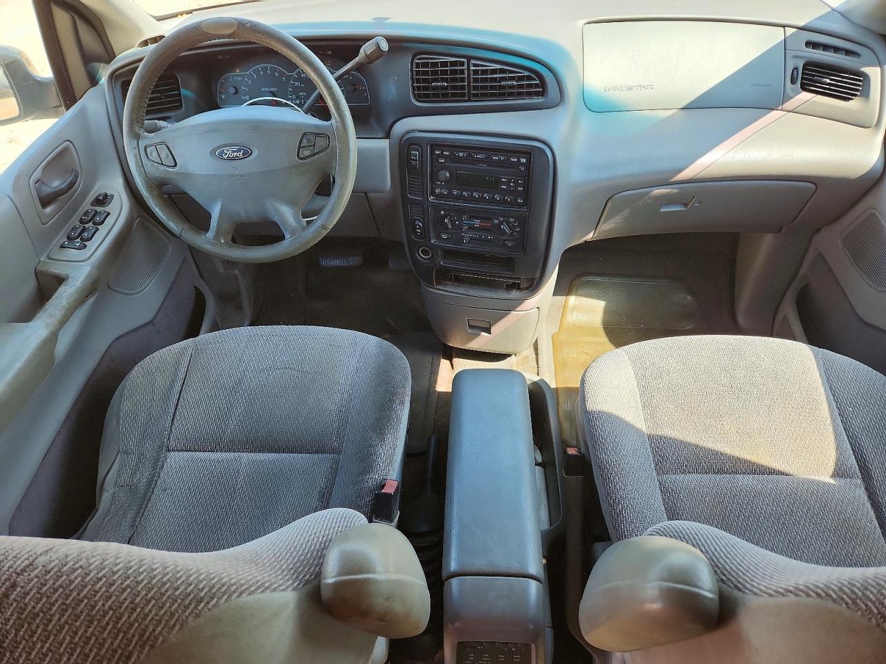 Ford Windstar Se