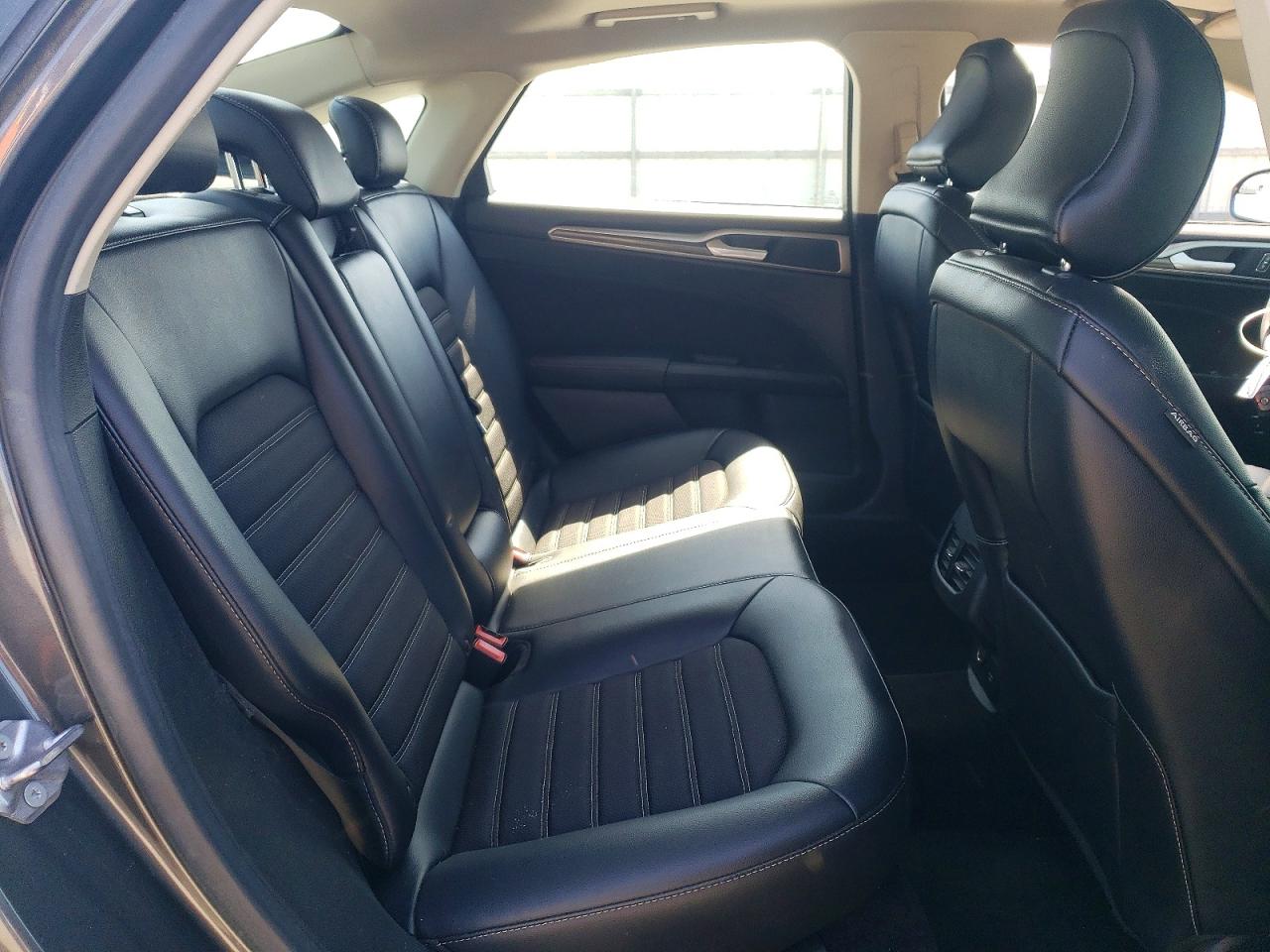 Ford Fusion Se Hybrid
