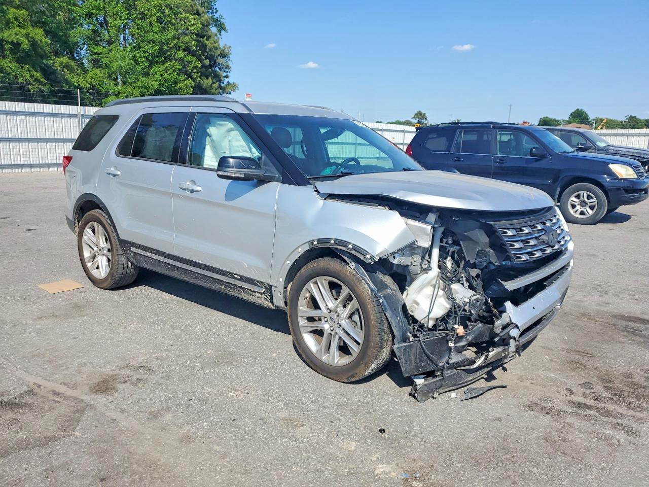Ford Explorer Xlt